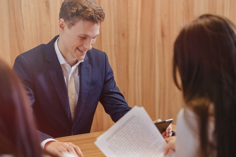 Commercial Litigation Solicitors: Expert Advice for Legal Matters