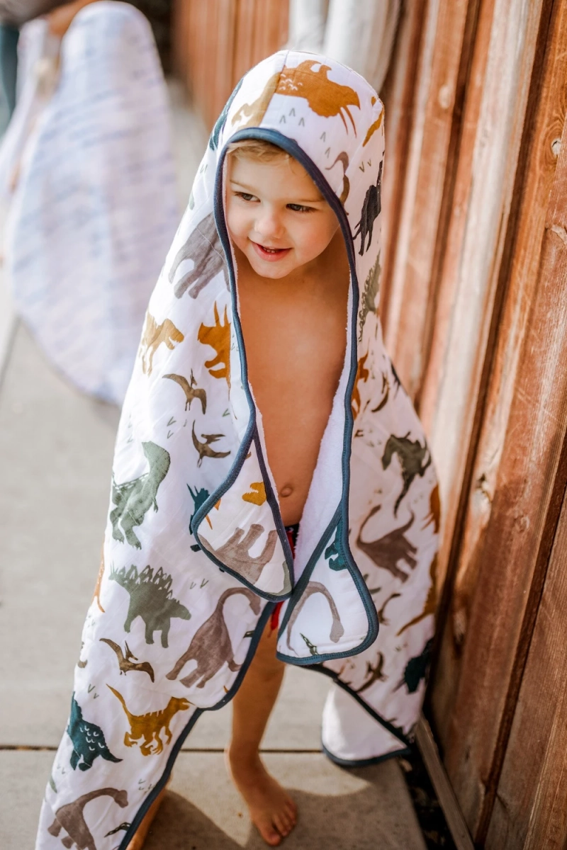 Dive Into Summer with Pool Time Tips for You and Your Little Ones