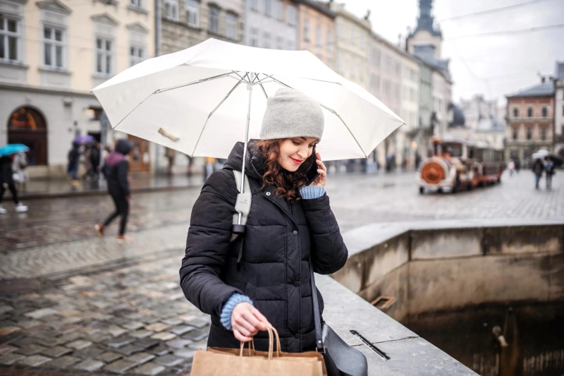 Designed for Everyone: Huriia's Universal Umbrella Holder For Independent Living