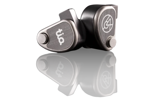 How IEMs Enhance Gaming: A Gamer’s Guide to In-Ear Monitors