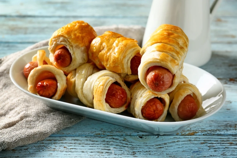 The Everyday Favourite Powering London’s Cafés: Wholesale Sausage Rolls