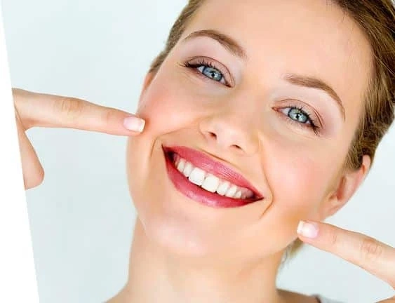 Moms: Affordable Smile Makeover with Composite Veneers Dubai