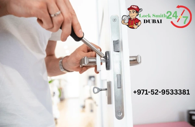 How to Fix Broken Door Hinges and Locks in Dubai?