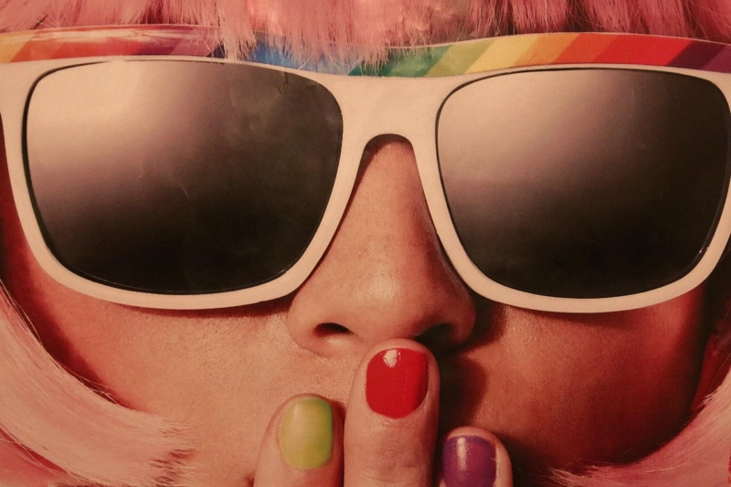 Which is better: polarized or gradient sunglasses?