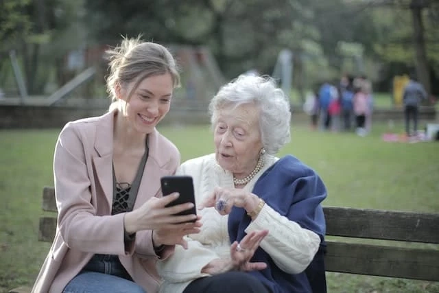 Things to Look for When Selecting a Retirement Home