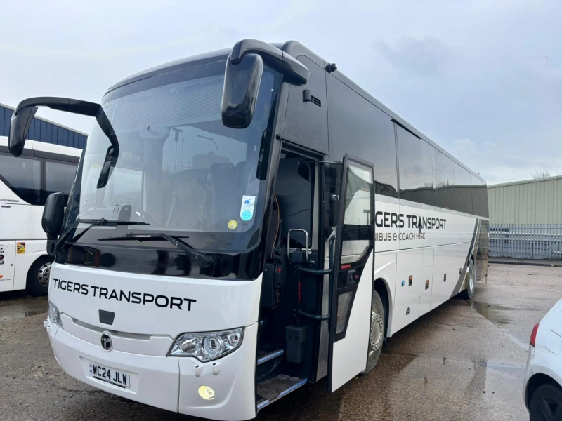 Costs and Benefits of Hiring a Coach with Driver in London