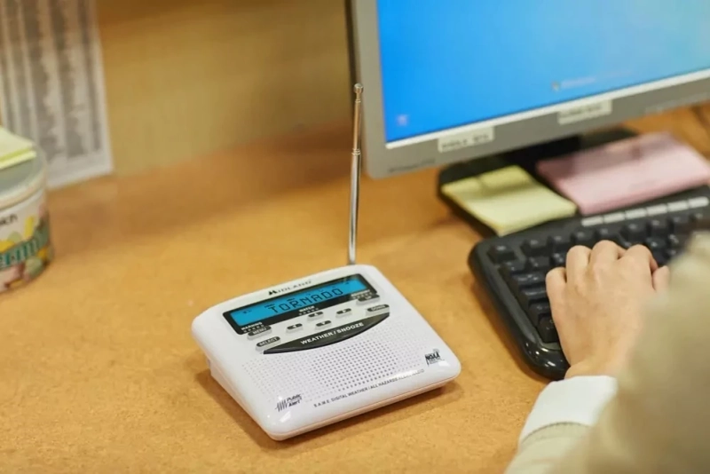 The Best Way to Stay Safe during a Weather Emergency: Listen to a Weather Radio!