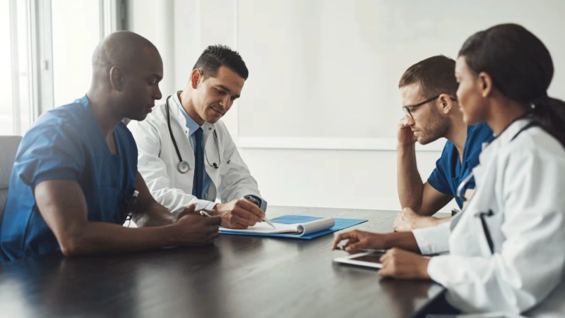 How Healthcare Clinics Can Improve Efficiency Without Compromising Compliance