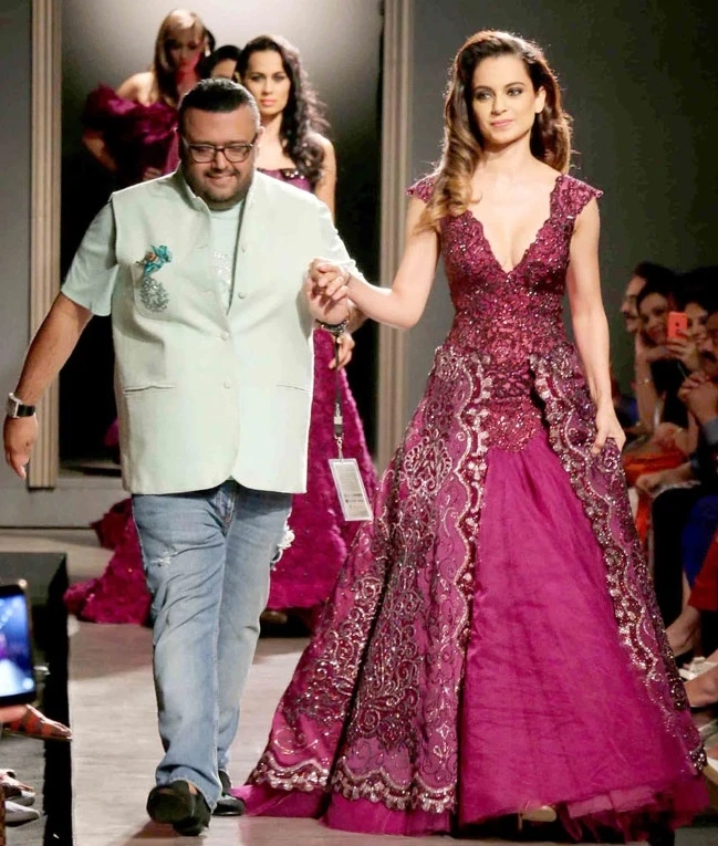 Manav Gangwani is Offering High Style to Stars like Kangana Ranaut and Raveena Tandon.
