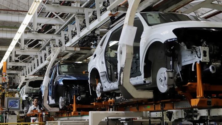 Proses Produksi Otomotif