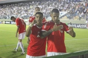 Internacional vence Corinthians e vai à final da Copa São Paulo