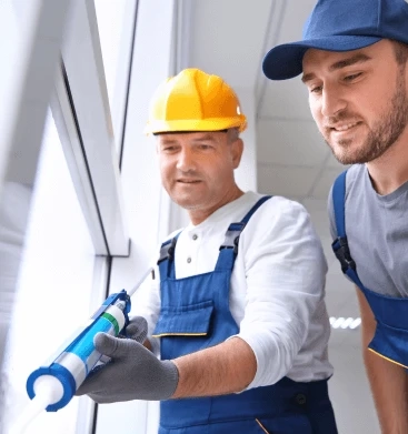 The Great Outdoors vs. Your Home: Mastering Exterior Caulking Near You 