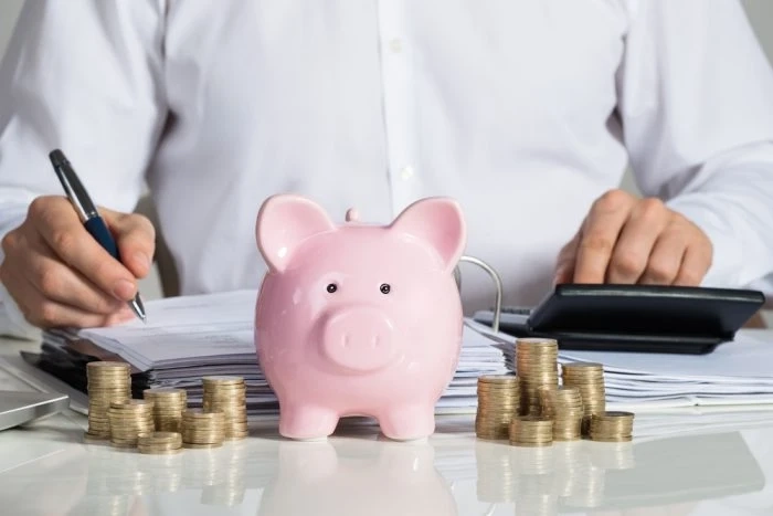 4 Important Benefits of Saving Money