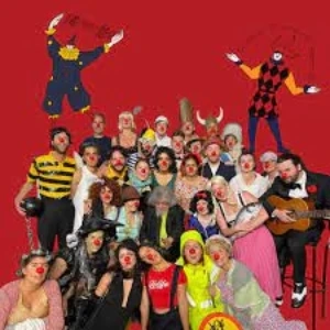 The Laughter and Responsibility of Being a Clown in a Group: Balancing the Fun and Seriousness