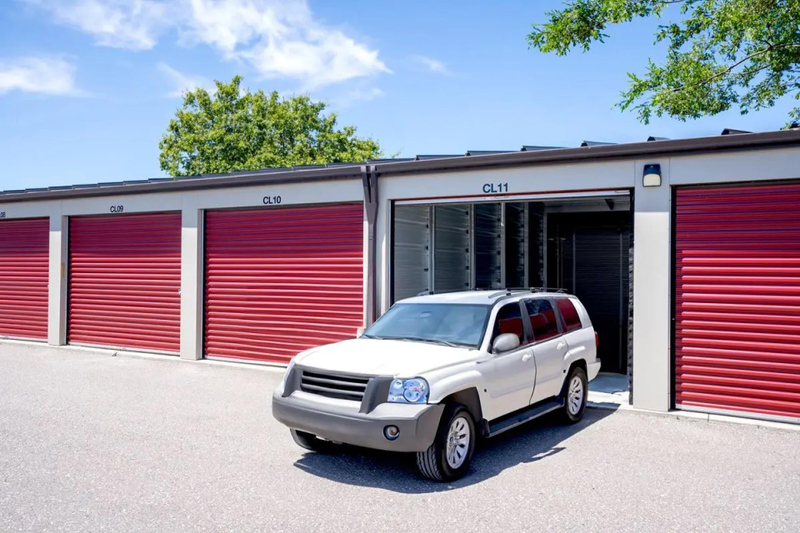 Storage Units McLean VA for Seasonal, Furniture, and Document Storage