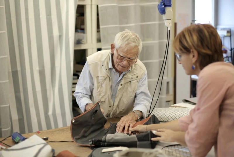 How Seniors can Maintain Manual Dexterity?