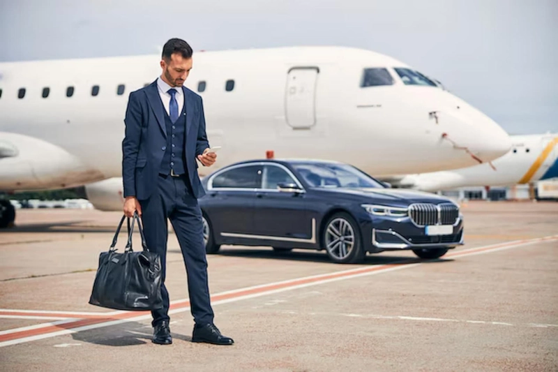 Top Benefits of Choosing Professional Airport Transportation in Jonestown