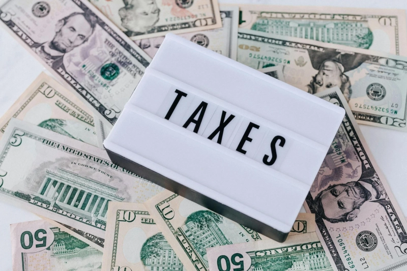 How Cross-Border Financial Experts Help Prevent Costly Tax Mistakes