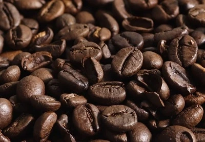 How to grind coffee beans without a grinder
