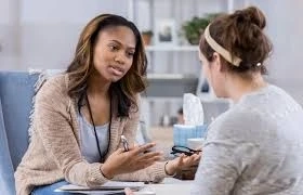 Choosing the Right Psychiatrist in Delhi: A Guide for First-Time Patients