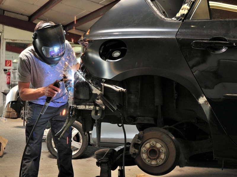 Automotive Collision Repair Market Growth, Trends, Share, Industry Analysis by 2027