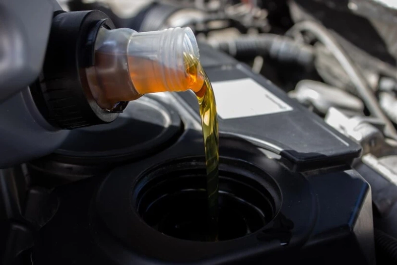 The Benefits of Using High-Quality Engine Oil in Your Petrol Car