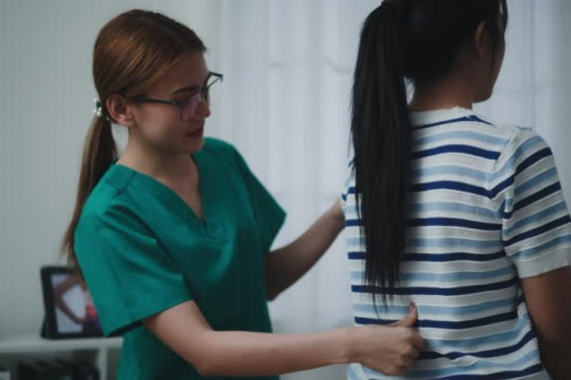 Understanding Teenage Back Pain: Causes and Solutions
