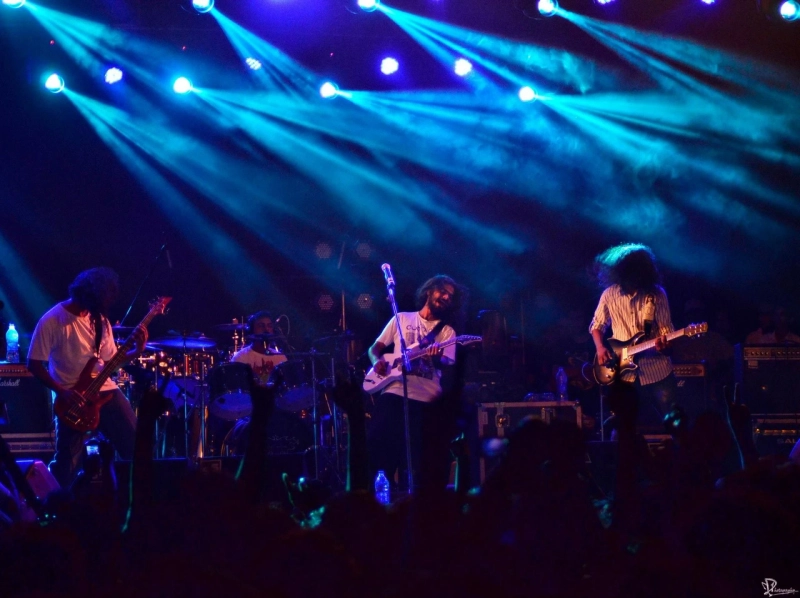 Top Reasons to Hire a Live Wedding Band for Your Big Day