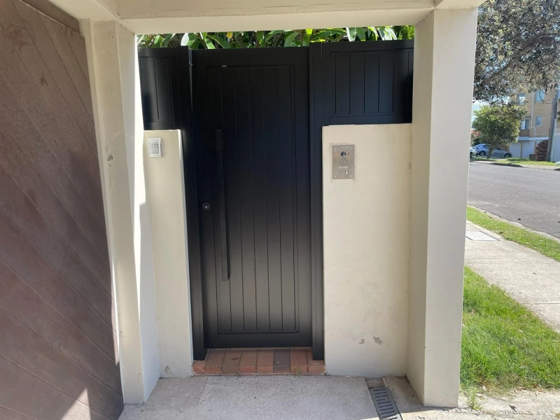 What Makes Aluminium Gates a Better Long-Term Investment Than Traditional Gates?