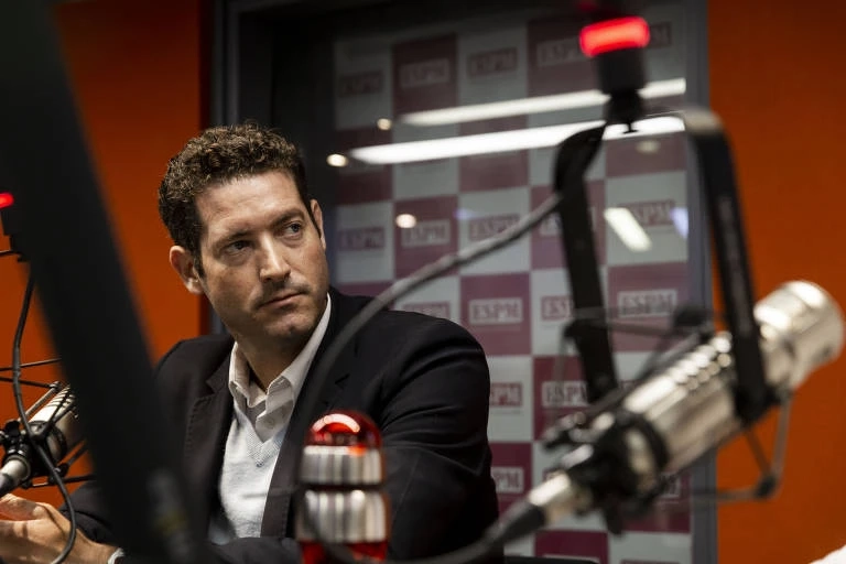 Em livro, David Grinberg narra como superou linfoma entre provas do Ironman