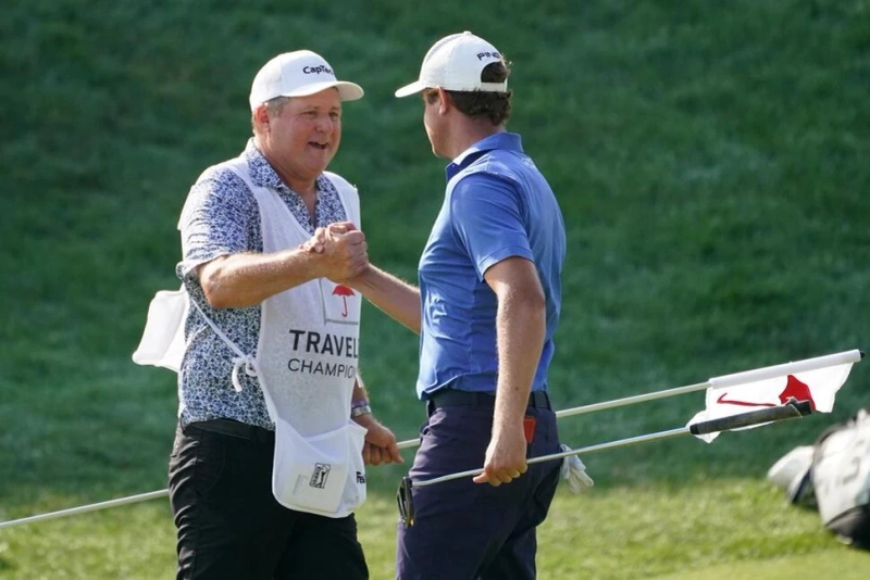 Harris English Without His Caddie Who Is Waiting on Visa Approval