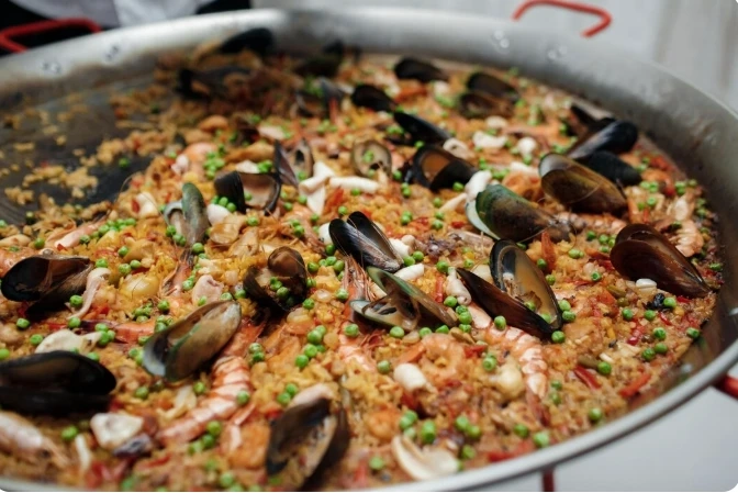 Why Paella Catering Is Perfect for Special Events