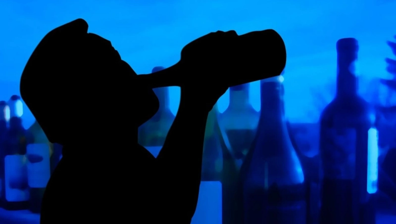 Signs of Alcoholism - Know the Warning Signs of Alcohol Abuse