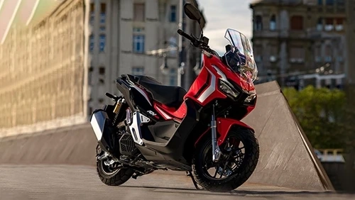 New Honda ADV 150, the first off-road scooter