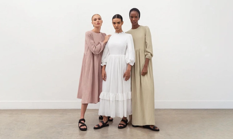 The Ultimate Guide to Eco-Friendly Women's Clothing