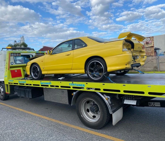 Towing Safety Tips for Car Owners: Dos and Don'ts