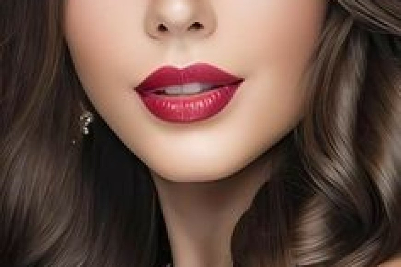 Achieve Perfect Pout: Russian Lip Fillers Dubai