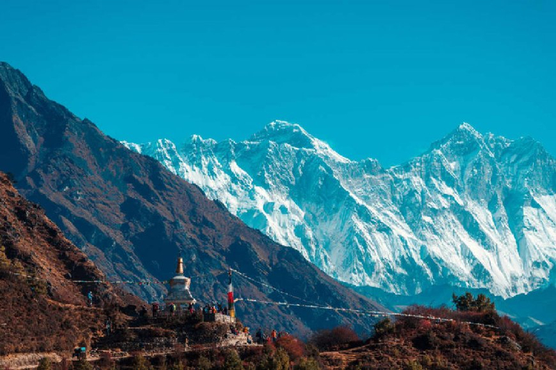 Experience the Ultimate Adventure: Everest Base Camp Luxury Trek