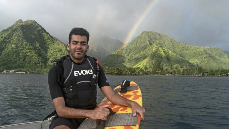 Surfista cego, Derek Rabelo protagoniza nova série na TV