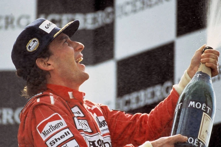 Documentário sobre Ayrton Senna é destaque da TV nesta sexta