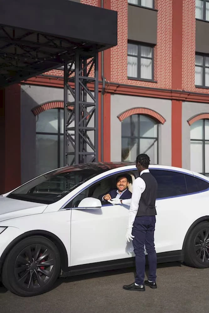 What Is a Private Car Service and Why It’s Worth It