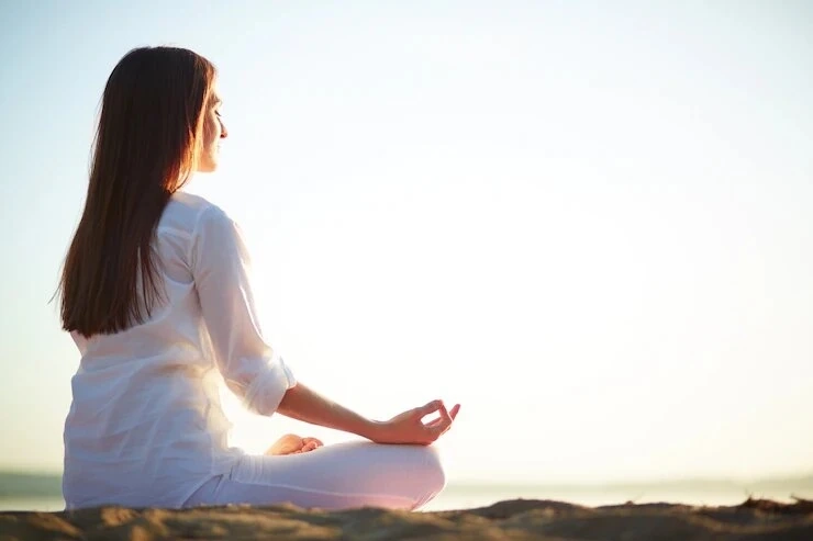 5 Ways to De-Stress When You're Feeling Overwhelmed