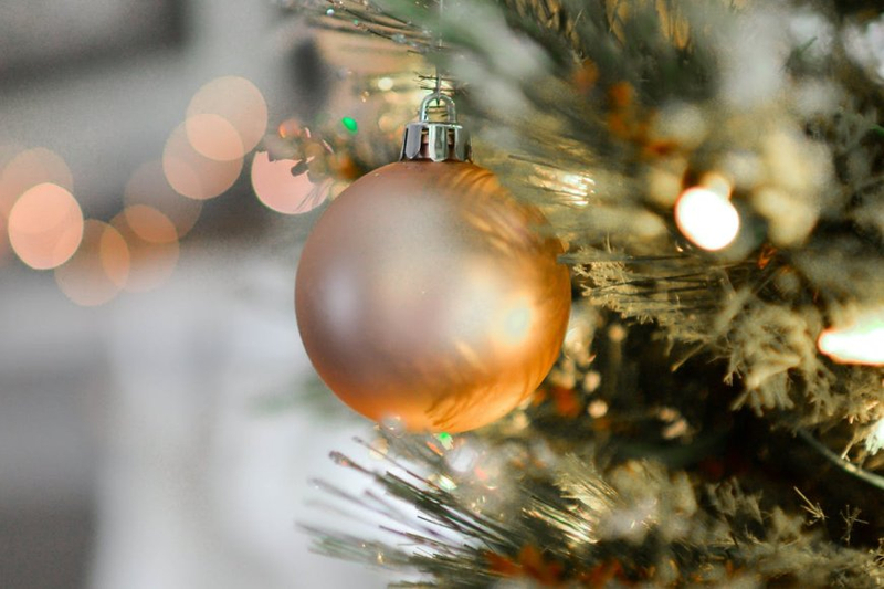 Energy-Efficient LED Christmas Lights: Advantages and Selection