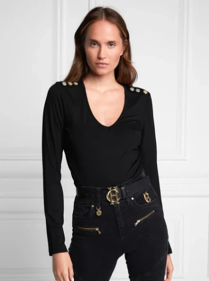 Why the Holland and Cooper Jumper Is the Ultimate Blend of Luxury and Comfort