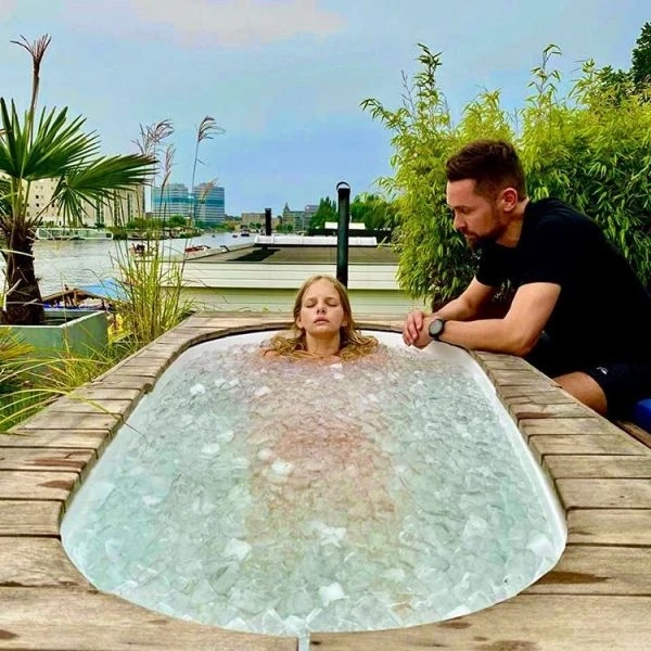 Ice Bath Treatment For Anxiety - Does It Work