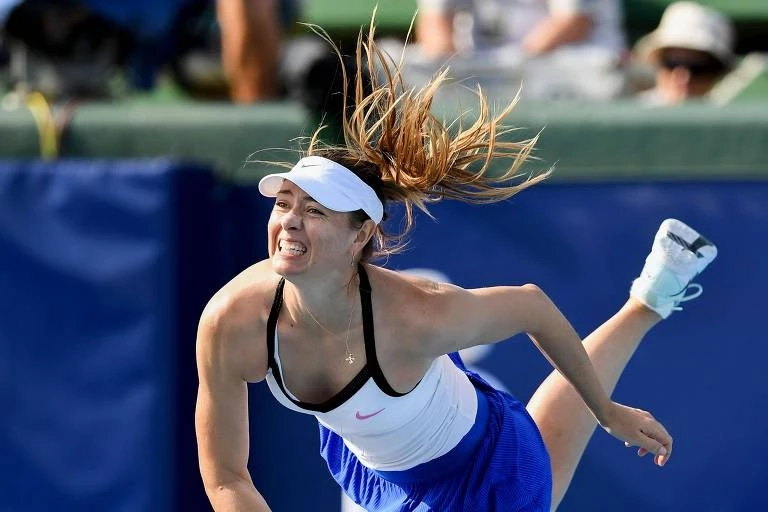 Sharapova diz que teimosia a mantinha em ação por motivos errados