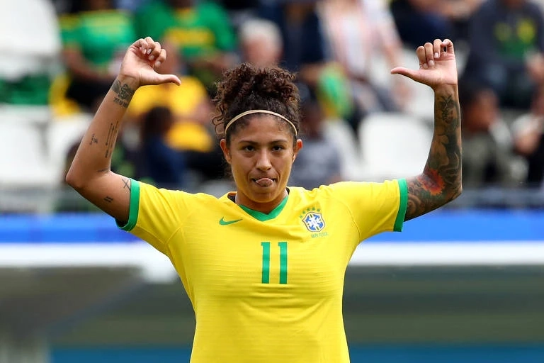 Sem Copa em casa, brasileiras esperam que futebol feminino não retroceda