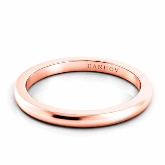 Rose Gold Wedding Band: An Antique Yet Classy Choice for Every Woman