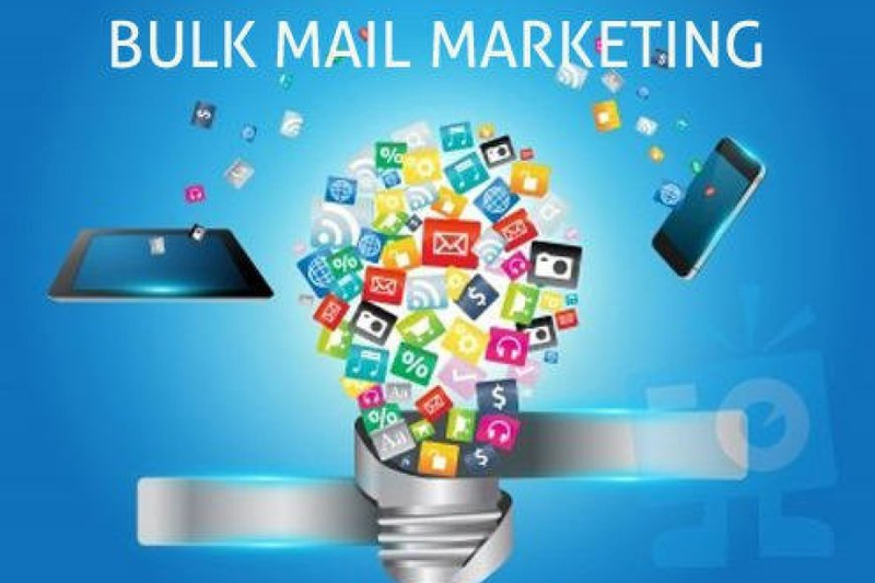 Sending Holiday Greetings: Bulk Email Service