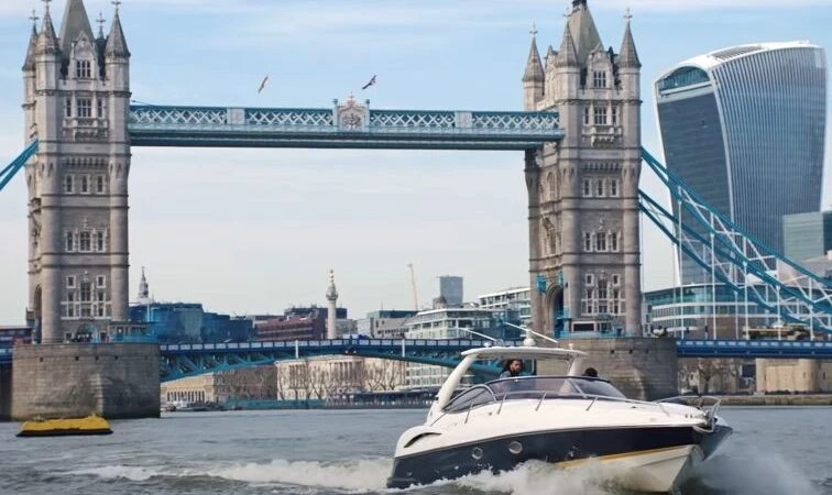 River Thames Sightseeing Cruise: See London from Historic Waterway